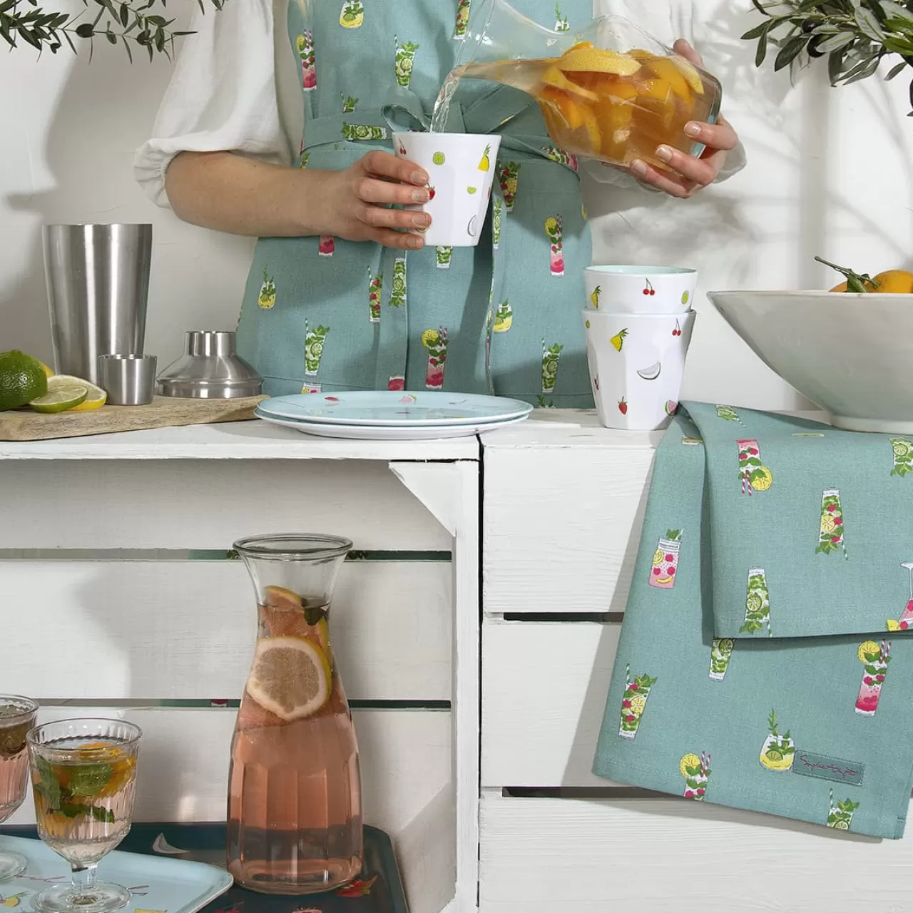 Outlet Sophie Allport Cocktails Set Of 2 Tea Towels By